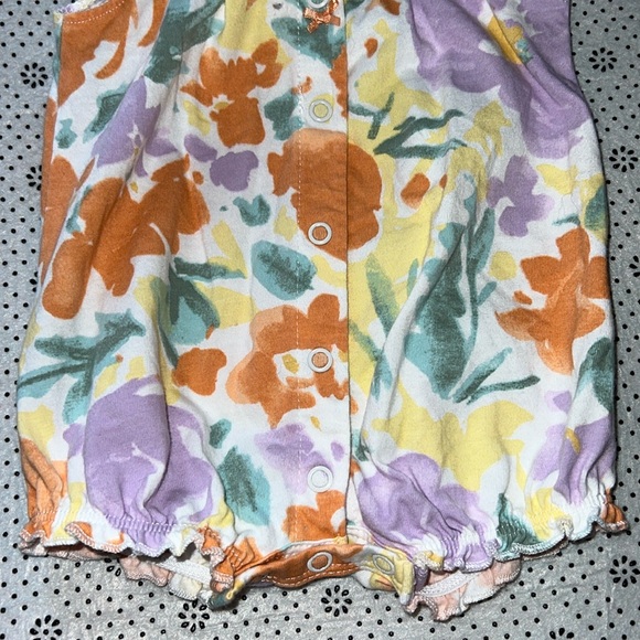 🛍PRETTY LITTLE GIRLS OUTFIT SIZE 3 MONTHS 🛍 - Picture 3 of 7